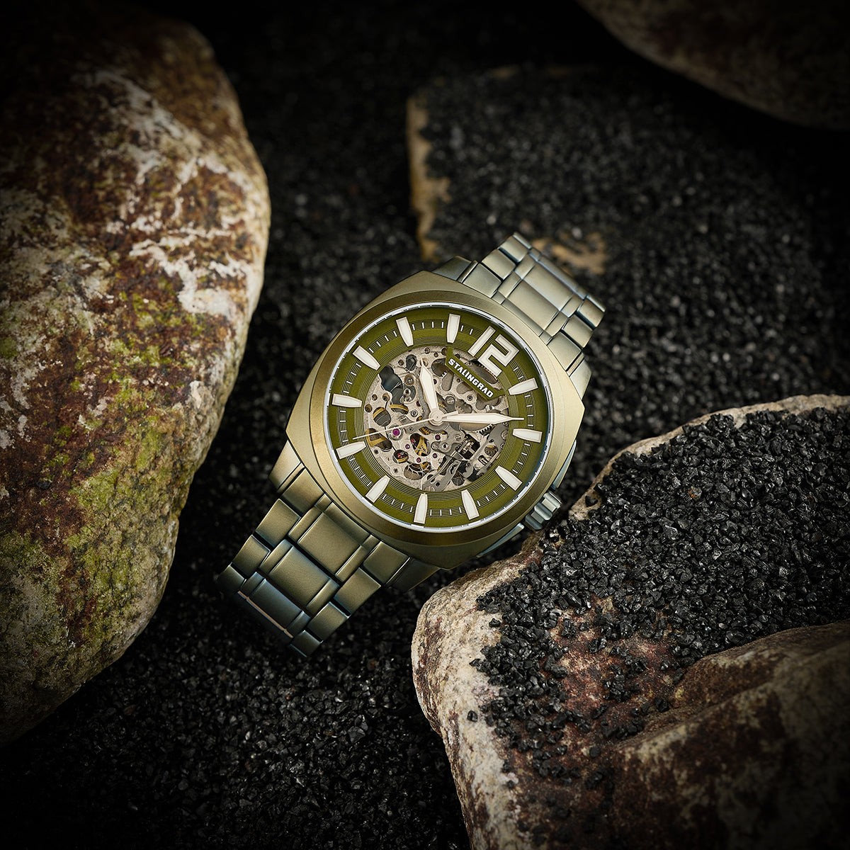 Courage. Skeleton Dial. Green Bracelet. SG-2803-22