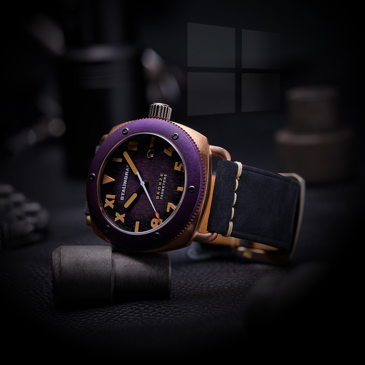Bronze Defender 200M. Purple Dial. Black Leather Strap. SG-0609-06