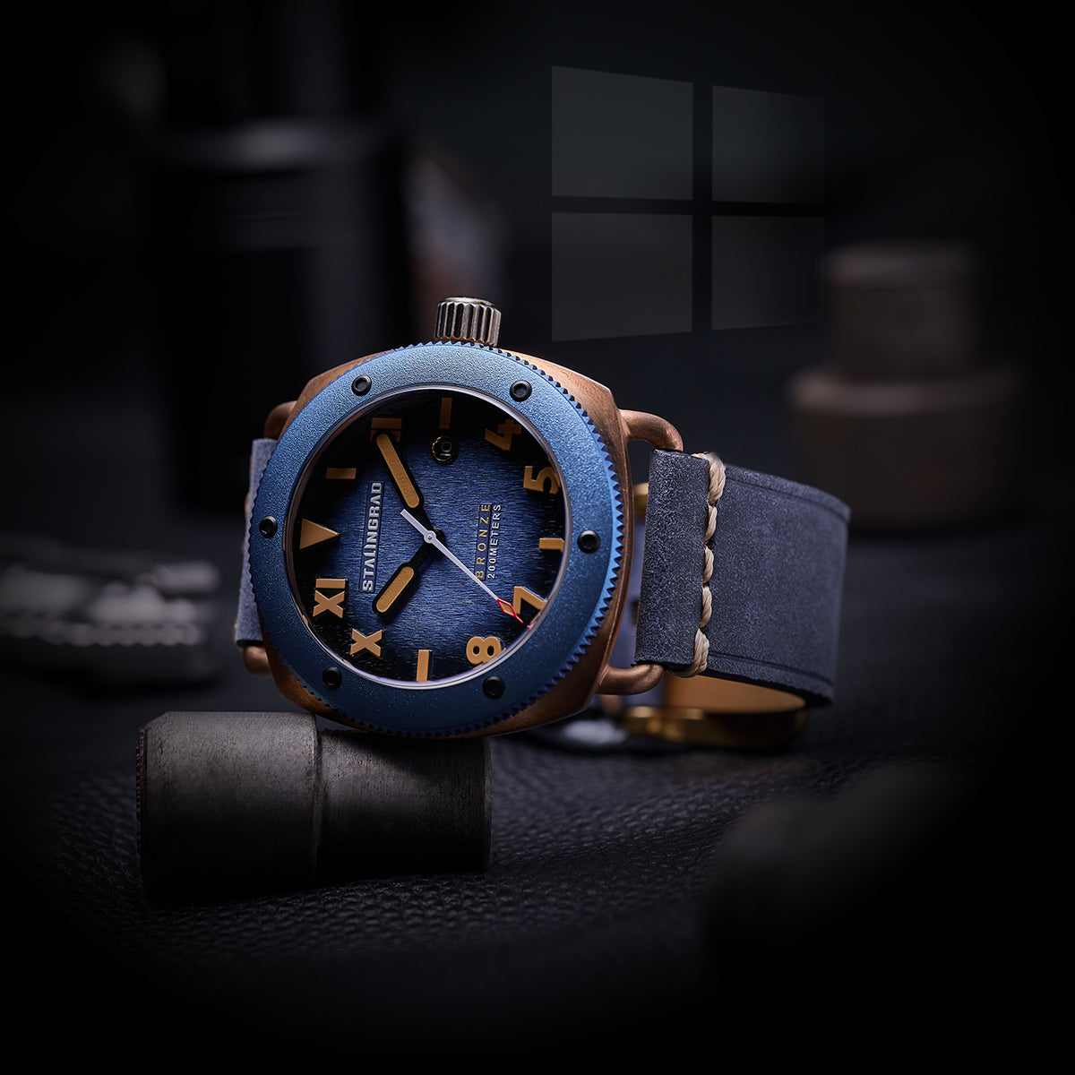 Bronze Defender 200m - Ocean Blue. Black Leather Strap. SG-0609-08